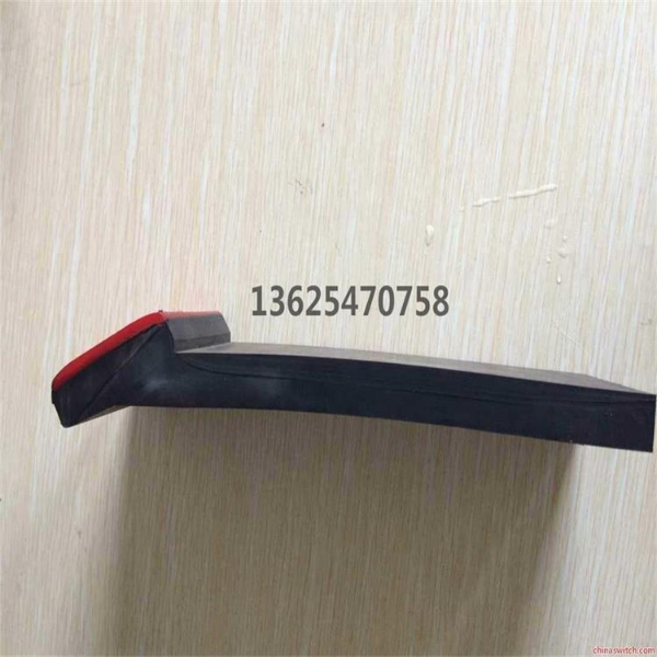 200*15T型防溢裙板 耐磨耐用 山東向上金品 200*15T型防溢裙板 耐磨耐用 山東向上金品