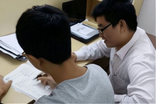 蘇州太倉中小學課外補習班高中一對一全科輔導培優(yōu)班哪家好